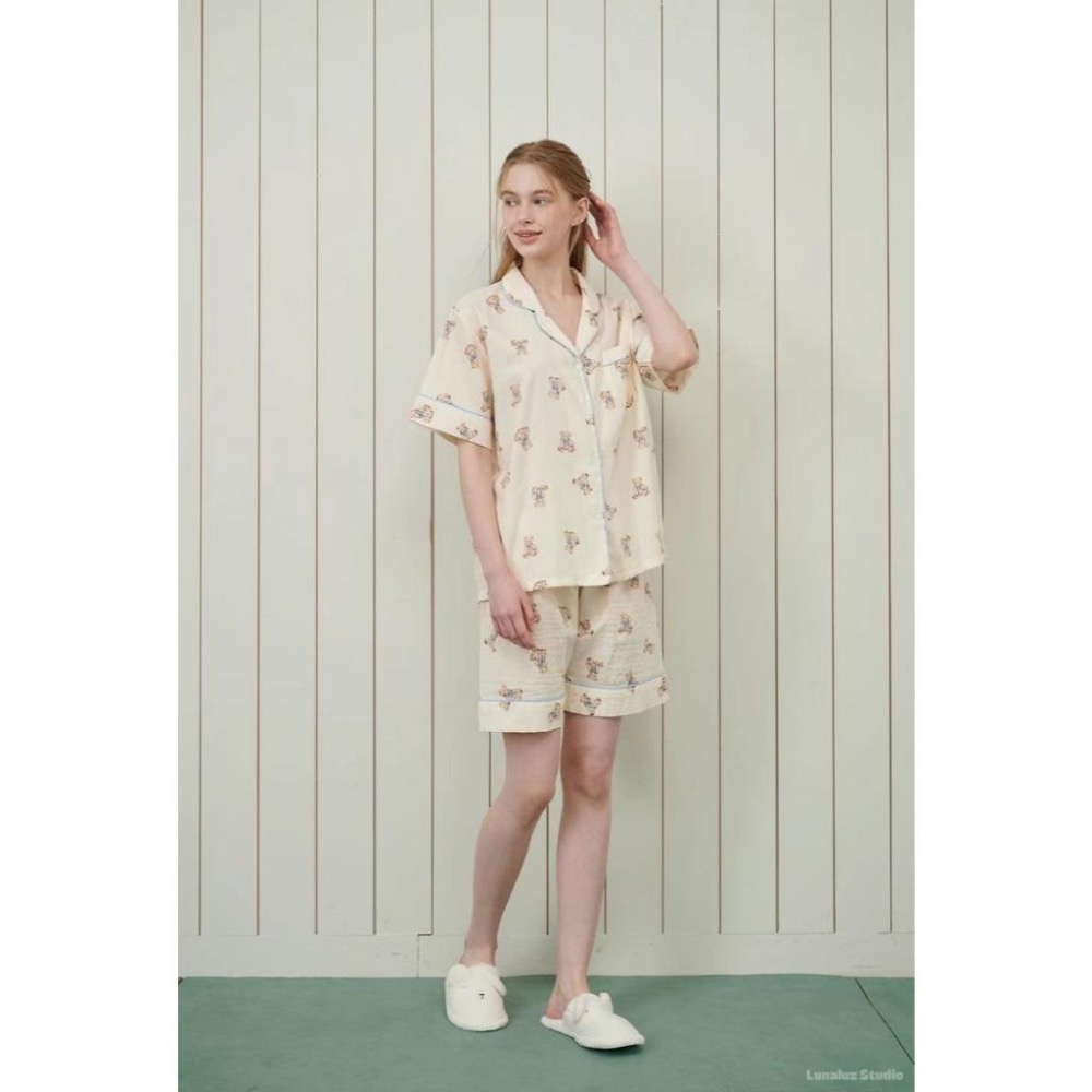 [25S0705]🇰🇷正韓(現貨)/韓國代購/春夏新品/lunaluz <質感家居> 可愛小熊撞色鑲邊兩件式睡衣-細節圖7