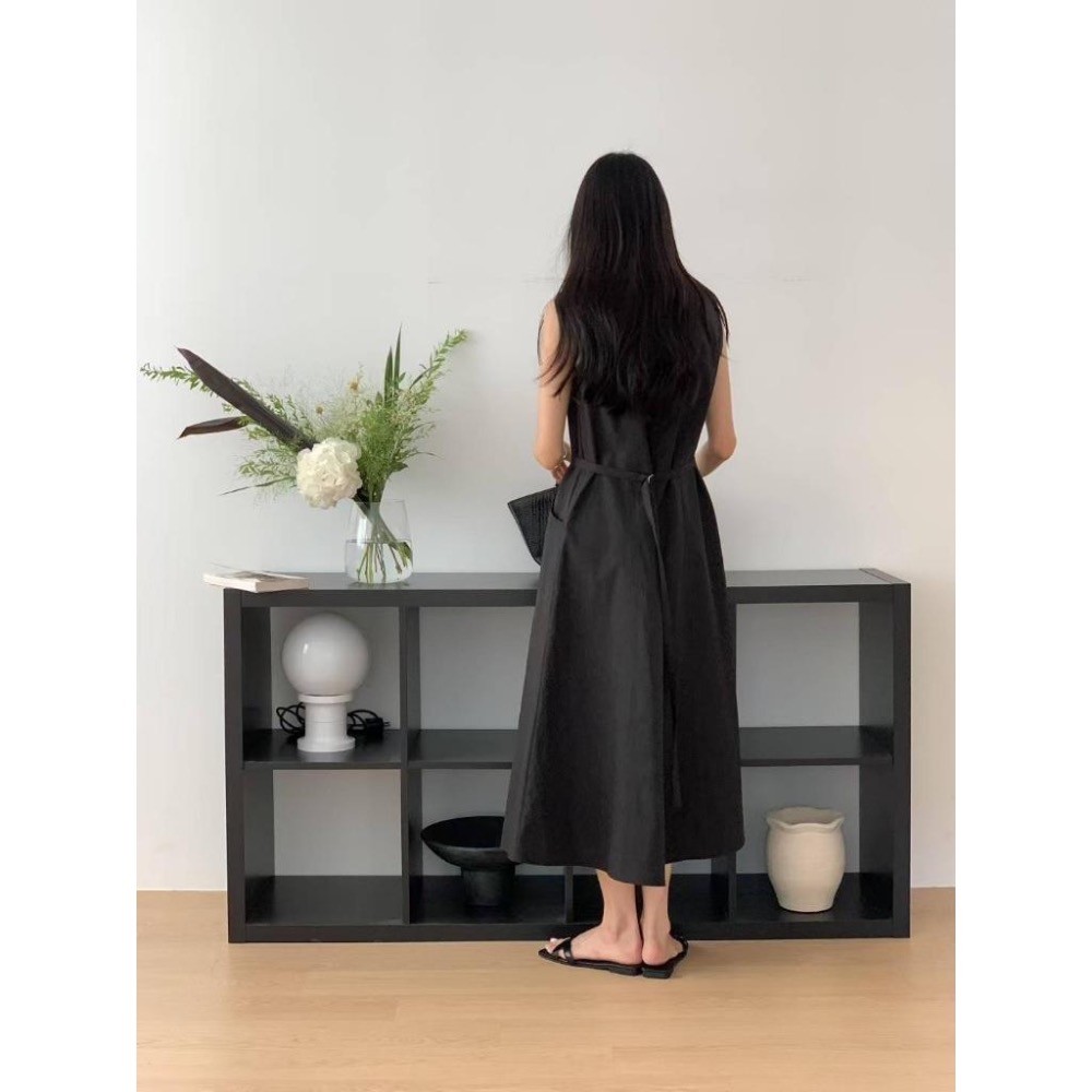 [25S0717]🇰🇷正韓空運(現貨+預購)/韓國代購/春夏新品/不挑身形一件式涼感修身剪裁連身裙(三色)-細節圖5