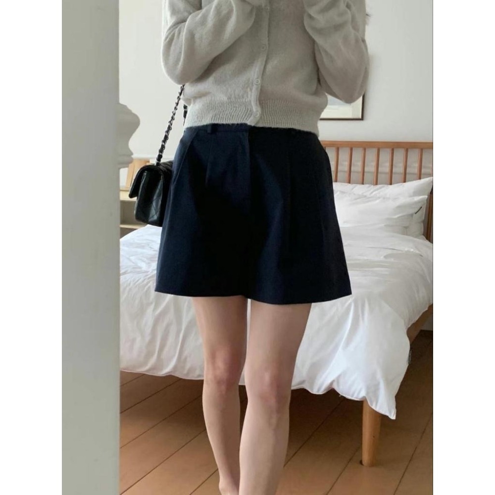 [25S0311]🇰🇷正韓空運(現貨+預購)/韓國代購/韓國東大門/早春新品/顯瘦純棉百搭高腰短褲(兩色)-細節圖5