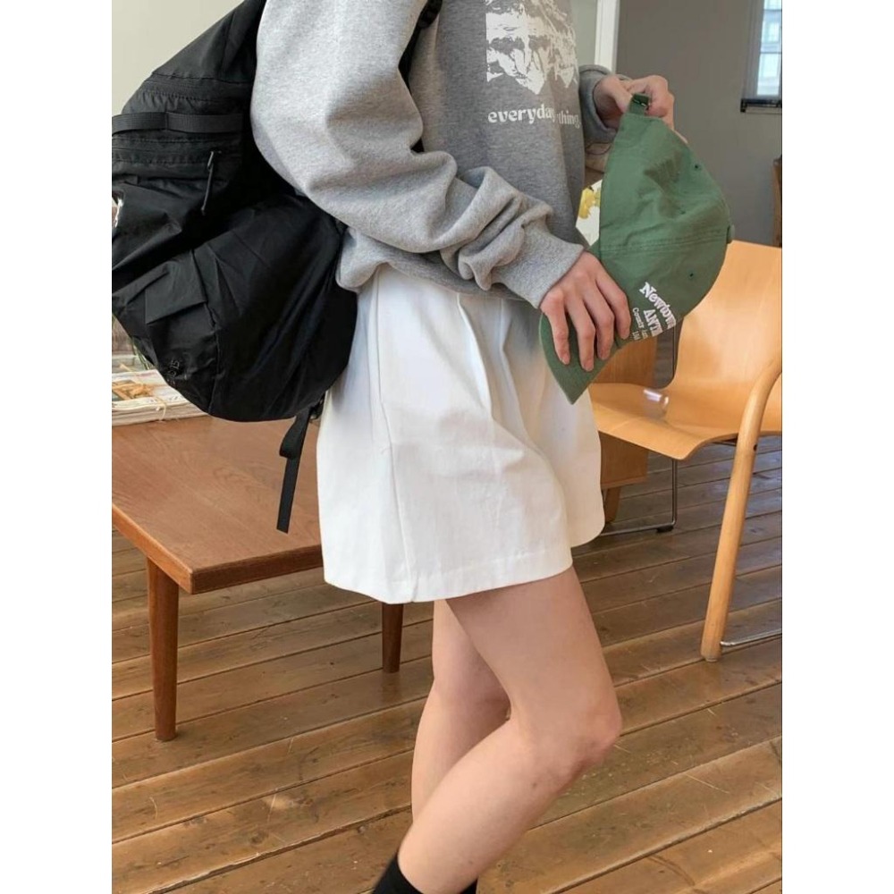[25S0311]🇰🇷正韓空運(現貨+預購)/韓國代購/韓國東大門/早春新品/顯瘦純棉百搭高腰短褲(兩色)-細節圖6