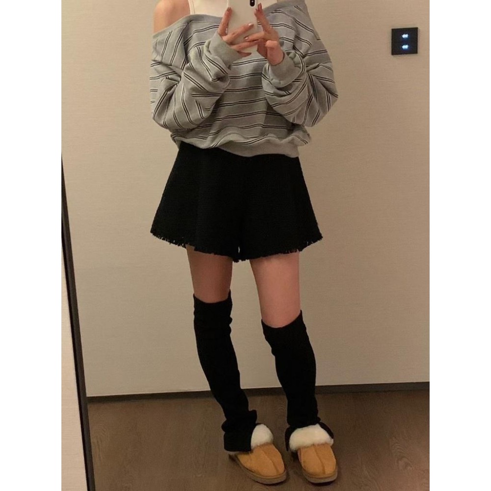 [25F0903]🇰🇷正韓空運(現貨+預購）/韓國代購/東大門APM早秋新品/假兩件撞色條紋露肩衛衣 大學T(兩色)-細節圖3