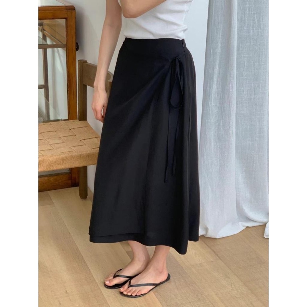 [25S0304]🇰🇷正韓空運(現貨+預購)/韓國代購/東大門APM/早春新品/不規則圍裙綁帶垂墜長裙(三色)-細節圖8