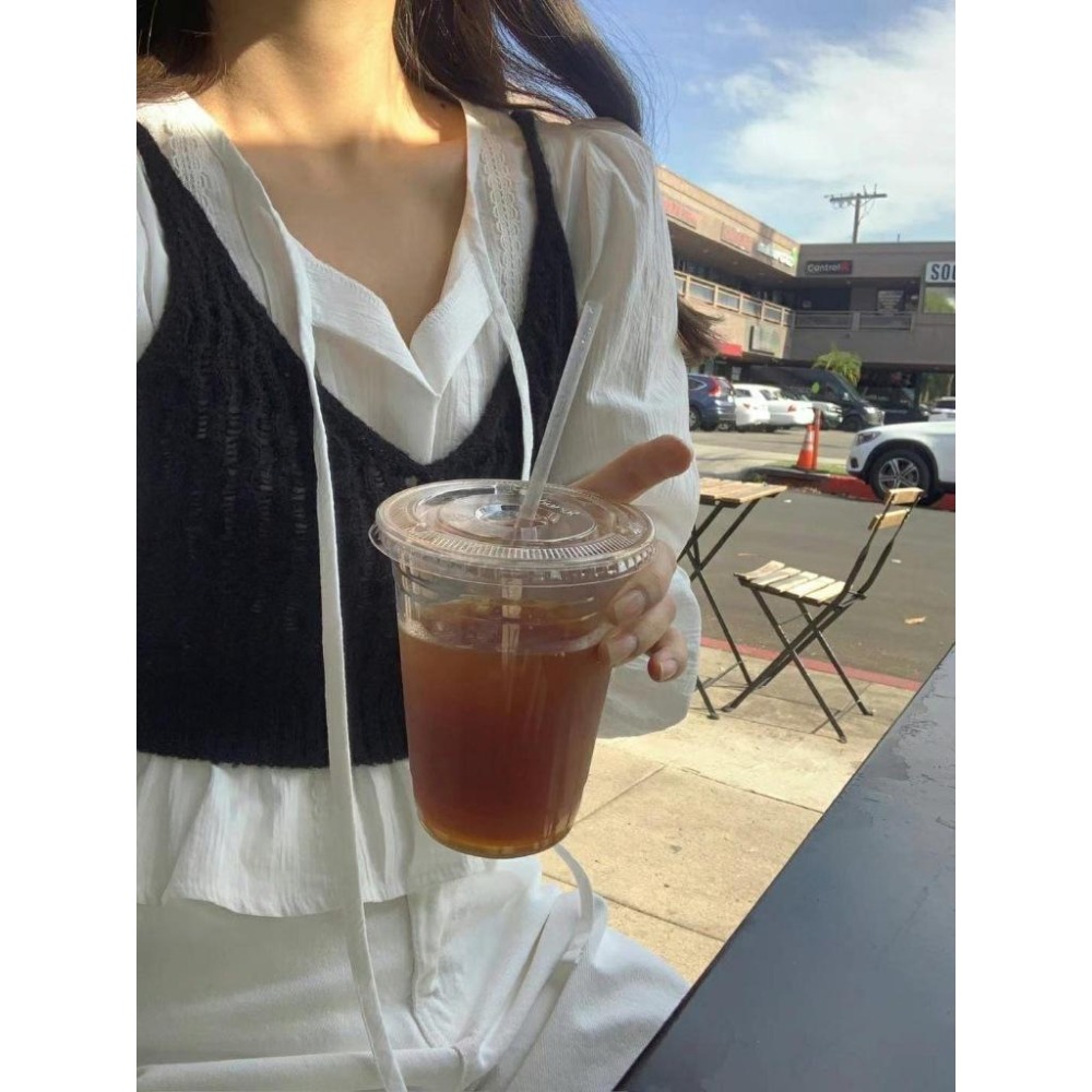 [25S0210]🇰🇷正韓空運(現貨+預購)/韓國代購/正韓選品/春夏新品/百搭羊毛簍空短版針織細肩背心 馬甲背心(兩色-細節圖7