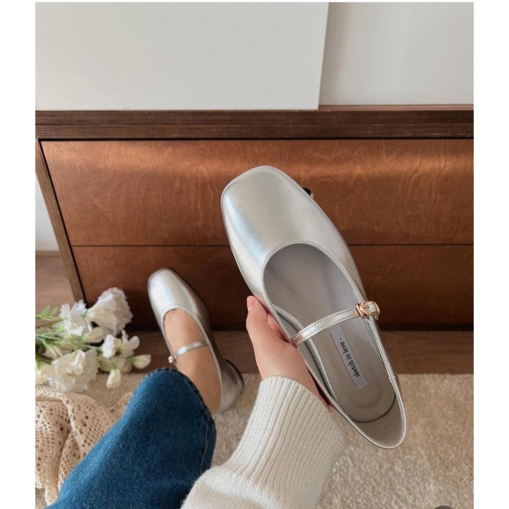 [24S0509]🇰🇷正韓空運(現貨+預購)/韓國代購/春夏新品/方頭低跟漆皮手工娃娃鞋 瑪莉珍鞋(四色)-細節圖8