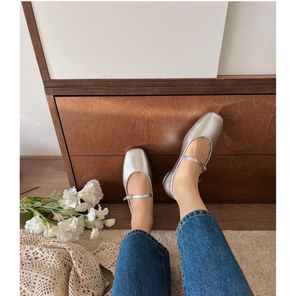 [24S0509]🇰🇷正韓空運(現貨+預購)/韓國代購/春夏新品/方頭低跟漆皮手工娃娃鞋 瑪莉珍鞋(四色)-規格圖9