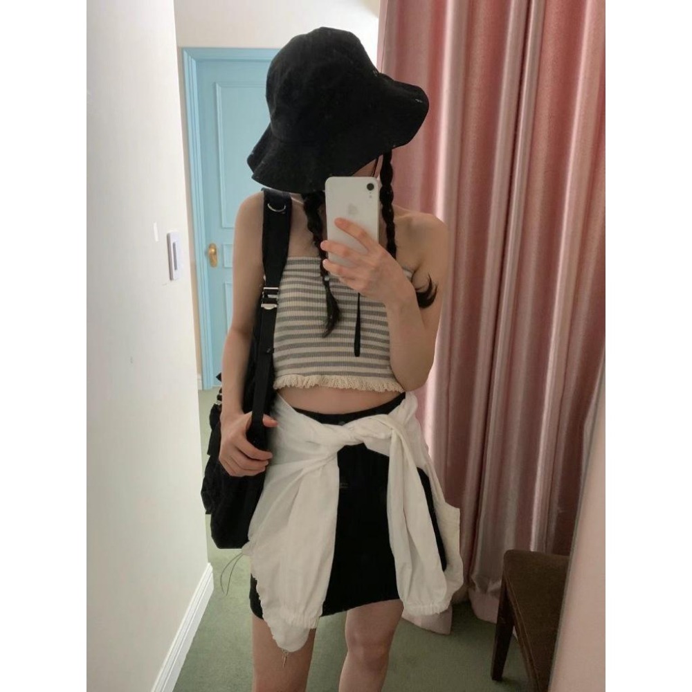 [24S0423]🇰🇷正韓空運【小資款】(現貨)/韓國代購/春夏新品/條紋蕾絲下擺平口小可愛(兩色)-細節圖6