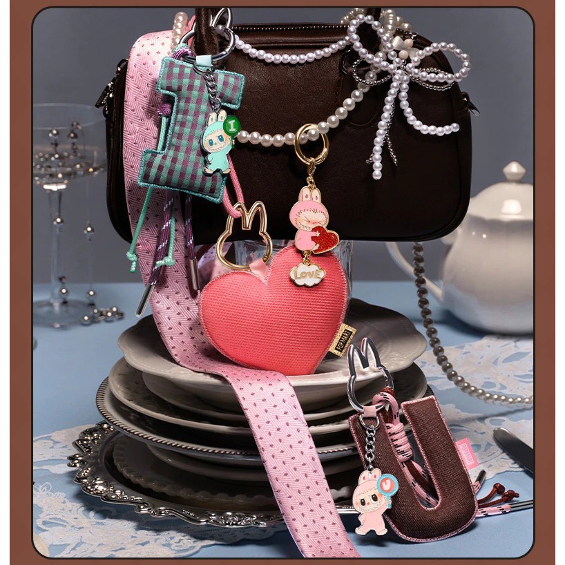 ♋現貨♋全新未拆 台灣門市正版 一中盒14款 泡泡瑪特 心底密碼 Labubu 字母掛件 吊飾 (A-M)(N-Z)-細節圖6