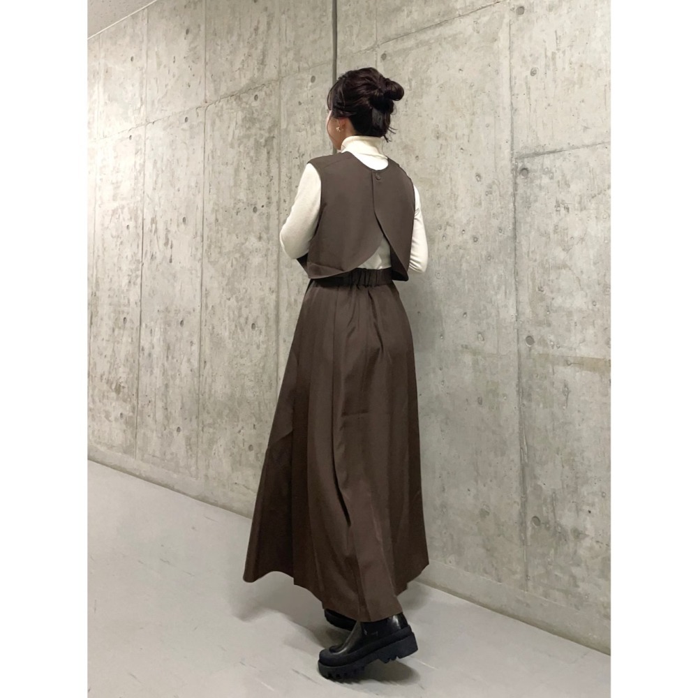：常花二手：🇯🇵 KBF ✿ 兩件式正式無袖套裝 （實拍照請看下方商品說明欄）＃日牌正品-細節圖4