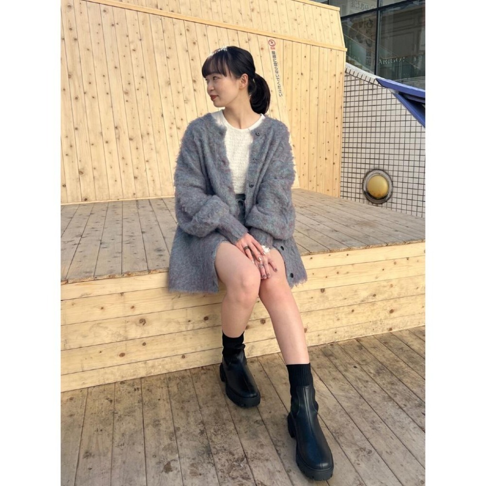 ：常花二手：🇯🇵 Kastane ✿ 藍紫混色針織毛毛長版外套（實拍照請看下方商品說明欄）＃日牌正品-細節圖4