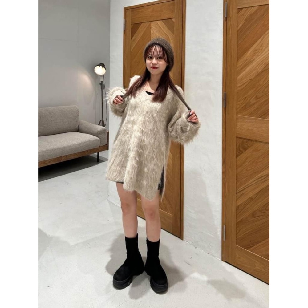 常花二手：🇯🇵 Kastane ✿ V領長海毛針織上衣（實拍照請看下方商品說明欄）日牌正品 現貨-細節圖2