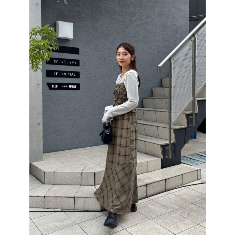 ：常花二手：🇯🇵 Kastane ✿ 胸口抓皺格紋魚尾吊帶洋裝（實拍照請看下方商品說明欄）日牌正品 現貨-細節圖9