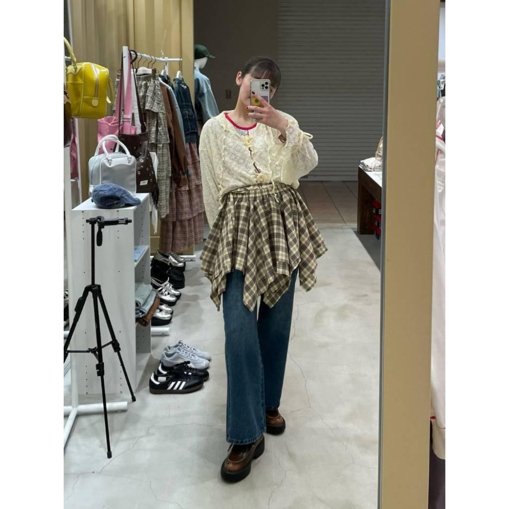 ：常花二手：🇯🇵 CIAOPANIC ✿ 格紋不對稱層次短裙（實拍照請看下方商品說明欄）日牌正品 現貨-細節圖3