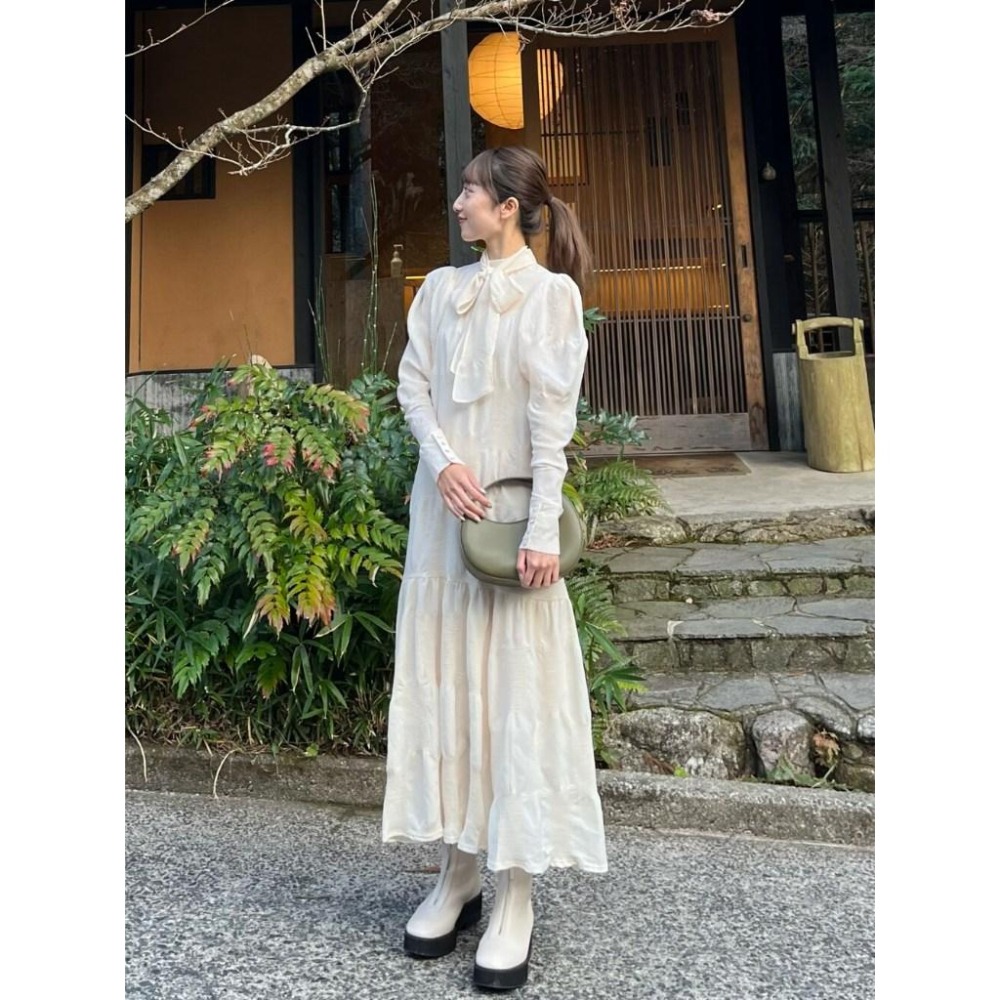 ：常花二手：🇯🇵 FRAY I.D ✿ 簡約半月造型肩背包（實拍照請看下方商品說明欄）日牌正品 現貨-細節圖5