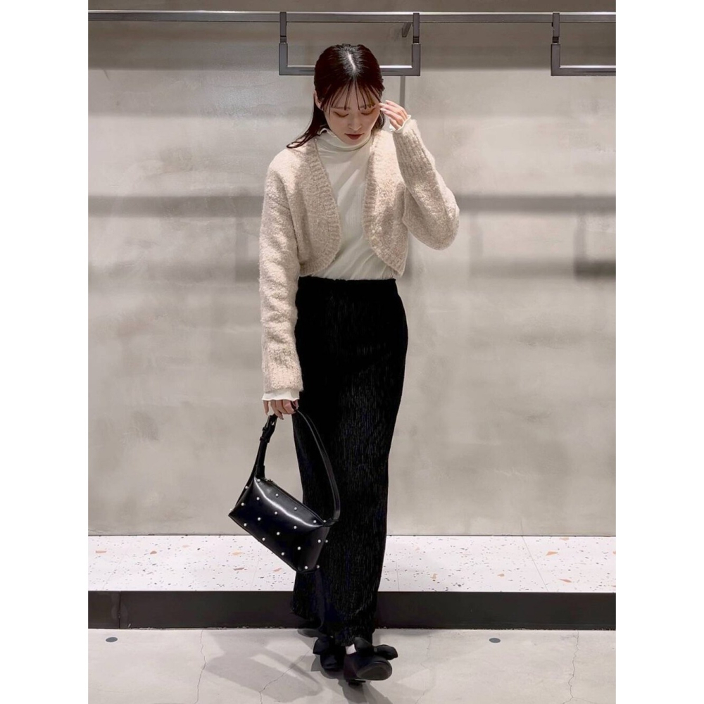 ：常花二手：🇯🇵 LOWRYS FARM ✿ 短版弧形下擺針織小罩衫（實拍照請看下方商品說明欄）日牌正品 現貨-細節圖10