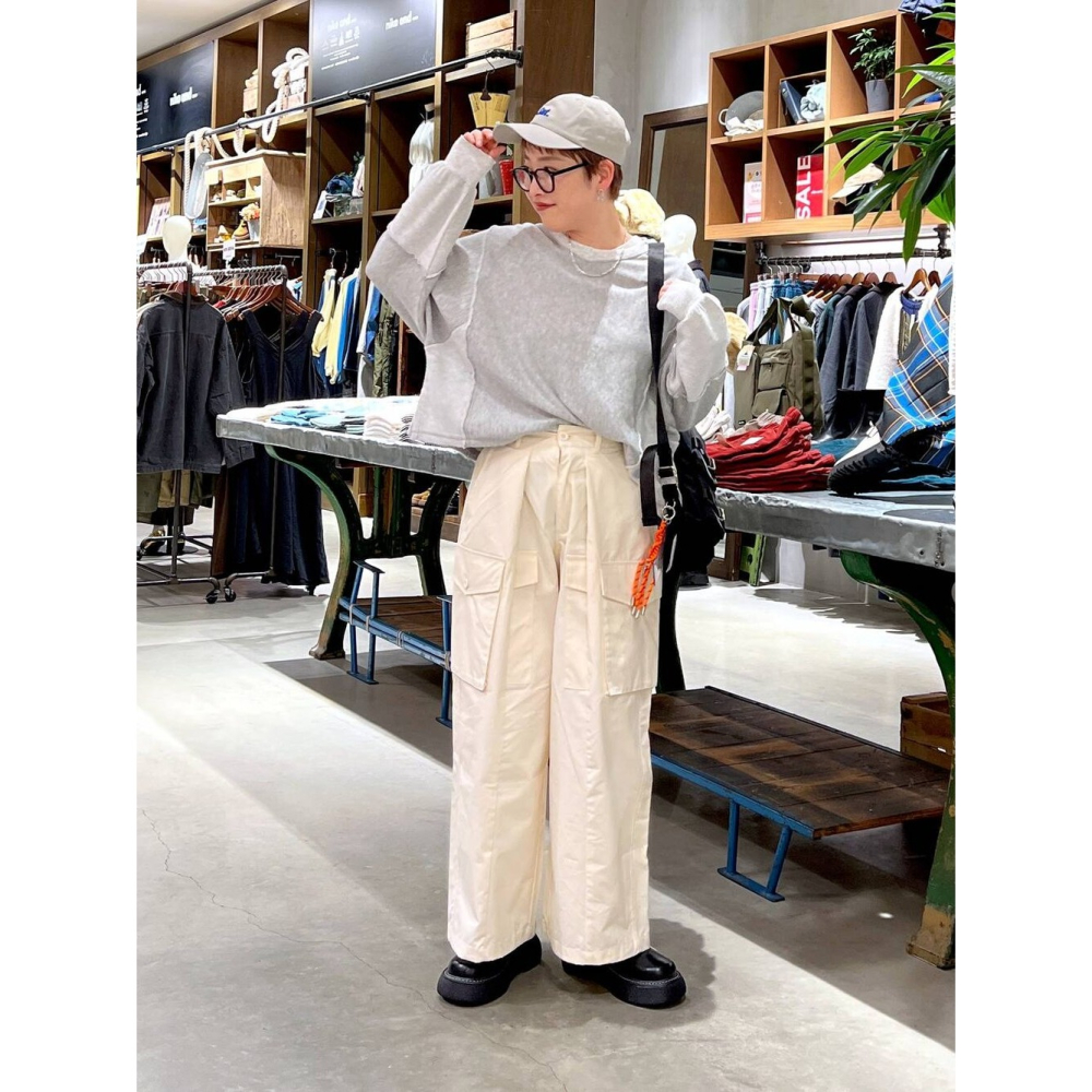 ：常花二手：🇯🇵 niko and... ✿ 特殊拼接設計短版上衣（實拍照請看下方商品說明欄）日牌正品 現貨-細節圖6