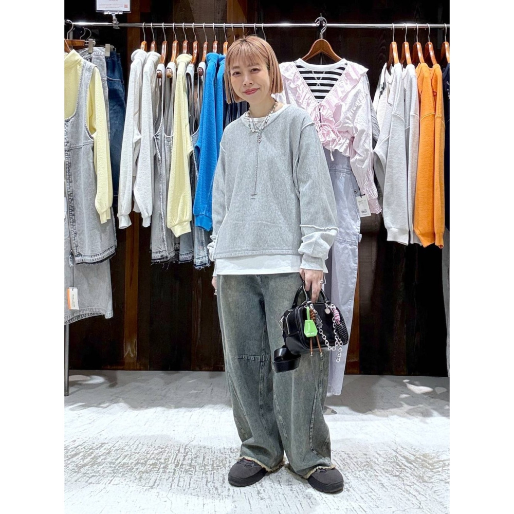 ：常花二手：🇯🇵 niko and... ✿ 特殊拼接設計短版上衣（實拍照請看下方商品說明欄）日牌正品 現貨-細節圖7