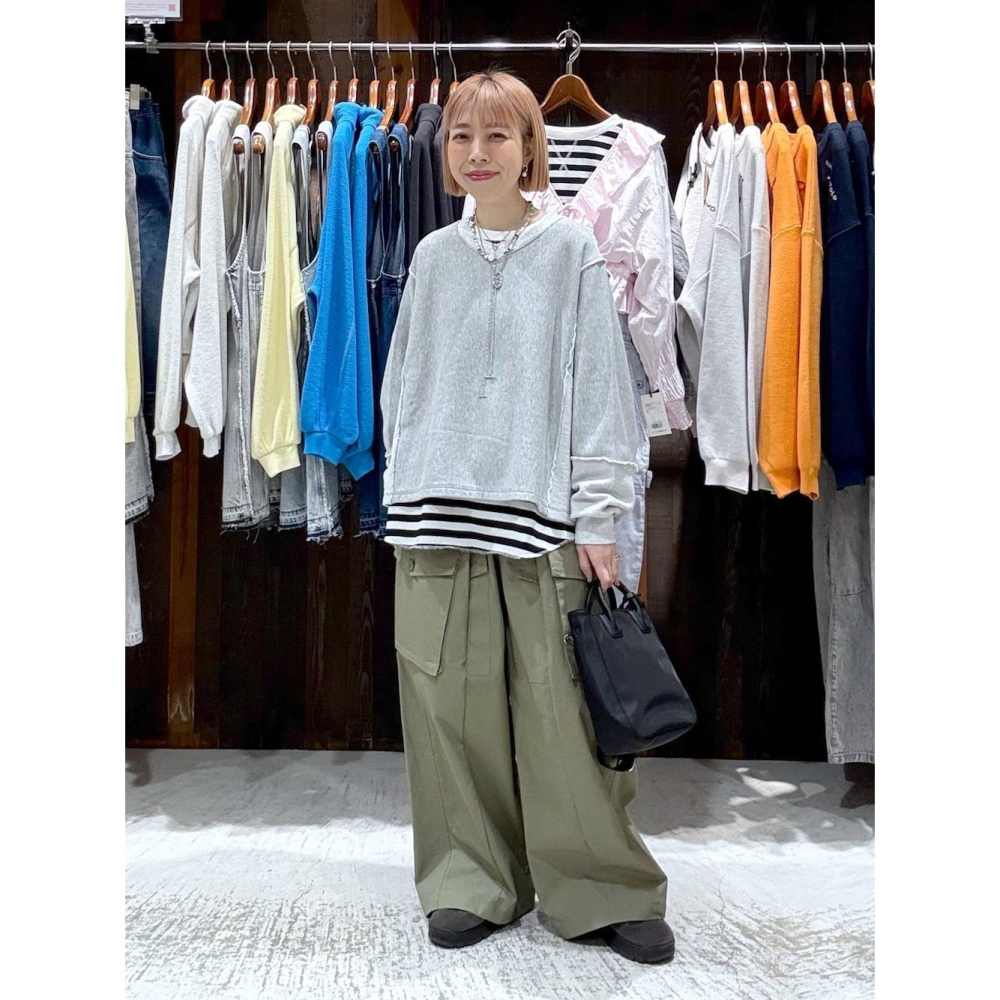 ：常花二手：🇯🇵 niko and... ✿ 特殊拼接設計短版上衣（實拍照請看下方商品說明欄）日牌正品 現貨-細節圖10