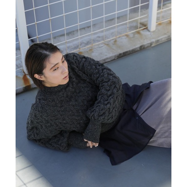 ：常花二手：🇯🇵 select MOCA ✿ 交叉立體織紋短版毛衣（實拍照請看下方商品說明欄）日牌正品 現貨-細節圖4