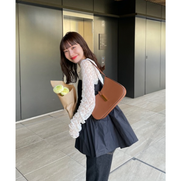 ：常花二手：🇯🇵 hinari ✿ 拼接蕾絲抓皺袖口透膚上衣（實拍照請看下方商品說明欄）日牌正品 現貨-細節圖7