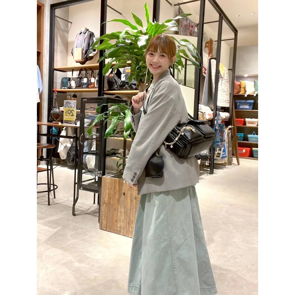 ：常花二手：🇯🇵 niko and... ✿ 經典定番腰帶造型牛仔Ａ字裙（實拍照請看下方商品說明欄）日牌正品 現貨-規格圖11