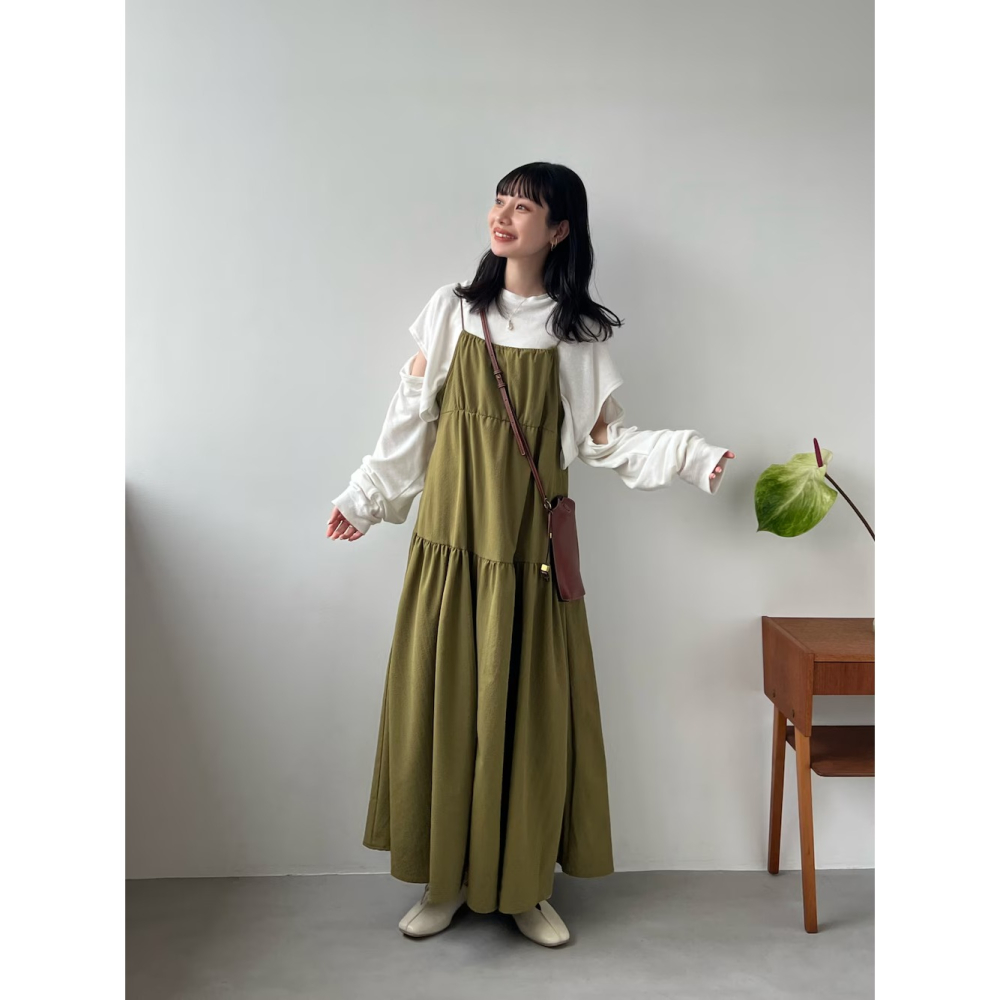 ：常花二手：🇯🇵 hinari ✿ Ｕ型挖背蛋糕吊帶洋裝（實拍照請看下方商品說明欄）日牌正品 現貨-細節圖7