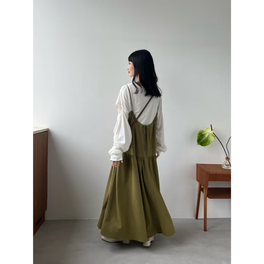 ：常花二手：🇯🇵 hinari ✿ Ｕ型挖背蛋糕吊帶洋裝（實拍照請看下方商品說明欄）日牌正品 現貨-細節圖8