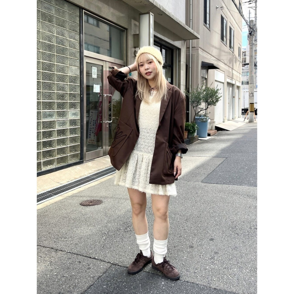 ：常花二手：🇯🇵 Kastane ✿ 毛絨絨緹花透膚吊帶外罩洋裝（實拍照請看下方商品說明欄）日牌正品 現貨-細節圖3