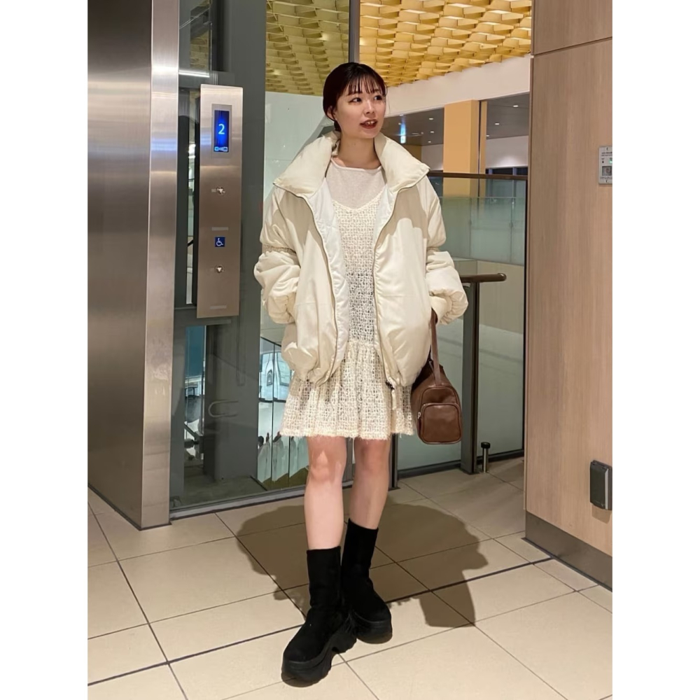 ：常花二手：🇯🇵 Kastane ✿ 毛絨絨緹花透膚吊帶外罩洋裝（實拍照請看下方商品說明欄）日牌正品 現貨-細節圖5