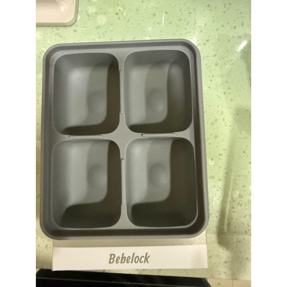 二手九成新Bebelock副食品分裝盒100ml*4格-細節圖2