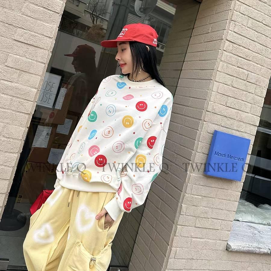 🎀 Twinkle Q 🎀-預購✈️正韓🇰🇷東大門 大學t 滿版 彩色 笑臉 印花 休閒上衣 長袖t恤 大學踢-細節圖5