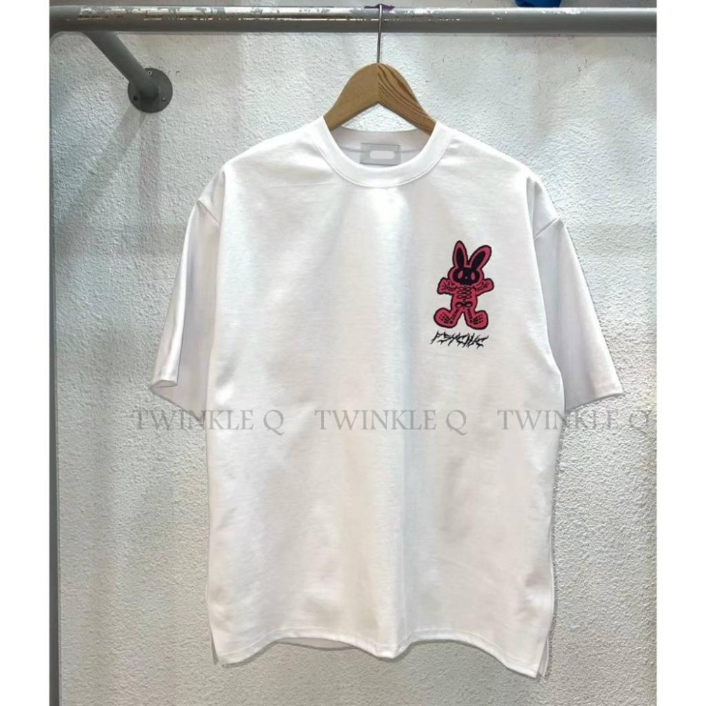 Twinkle Q韓國代購-預購✈️東大門🔥南大門正韓 短袖t恤 觸電 兔兔 反光 休閒上衣 短t t恤 男女 中性-細節圖6