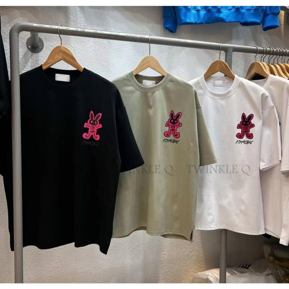 Twinkle Q韓國代購-預購✈️東大門🔥南大門正韓 短袖t恤 觸電 兔兔 反光 休閒上衣 短t t恤 男女 中性-細節圖9