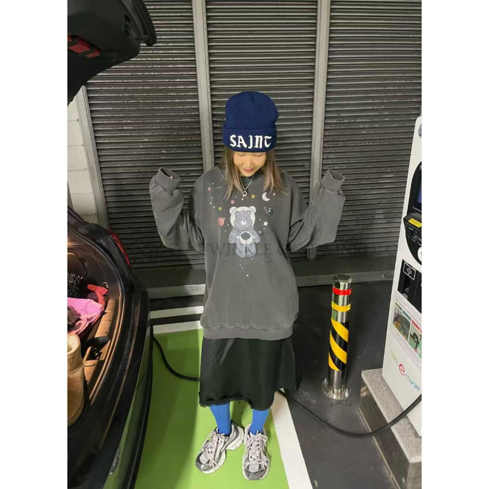 🎀TwinkleQ韓國代購-預購✈️東大門🔥南大門正韓 大學t 太空彩虹熊 圖案印花 水洗t 寬鬆 休閒 長t 大學踢-細節圖2