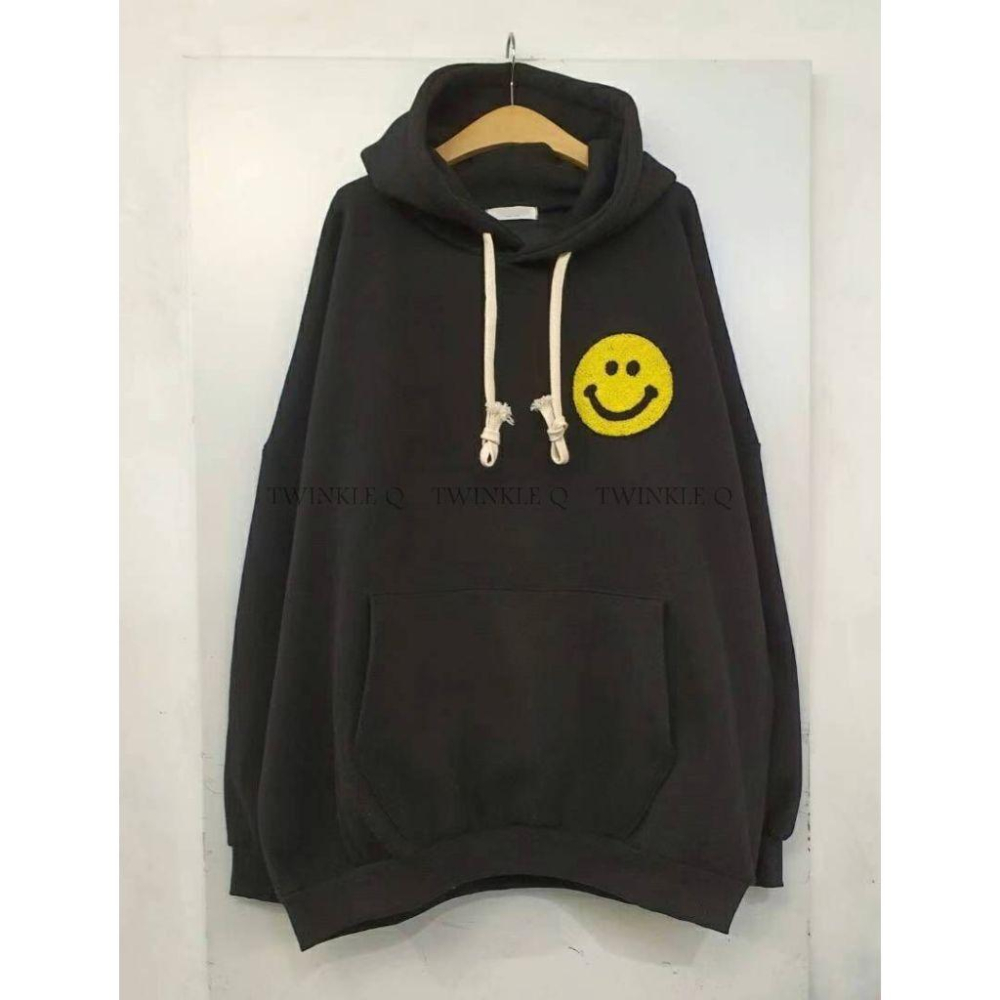 Twinkle Q韓國代購(現貨+預購) ✈️東大門🔥南大門正韓 連帽t恤 笑臉 長袖t恤 休閒 寬鬆 長袖上衣 帽Ｔ-細節圖5