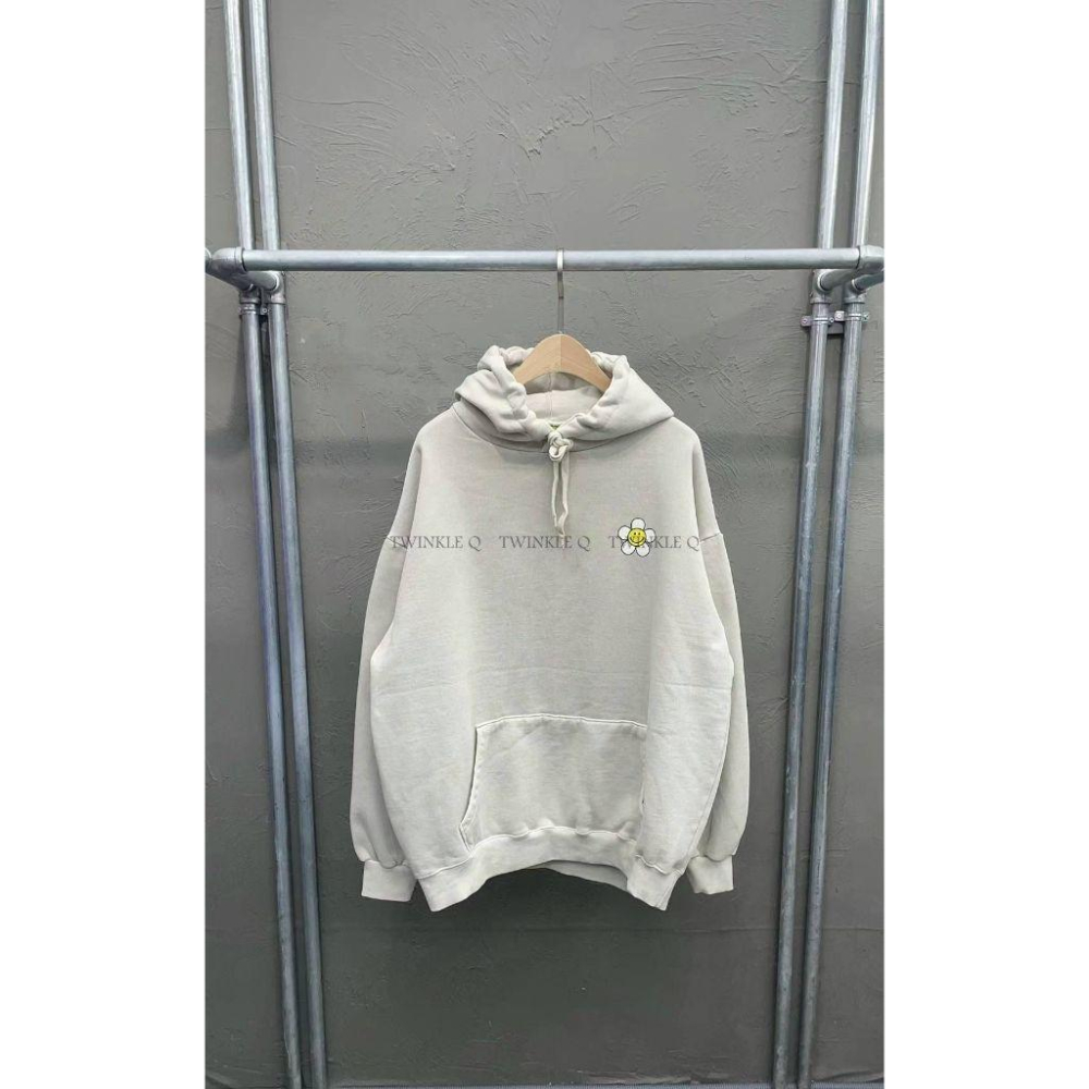 Twinkle Q韓國代購(現貨＋預購) ✈️東大門🔥南大門正韓 微笑 花朵 連帽Ｔ恤 休閒上衣 帽t 水洗 男女 中性-細節圖4