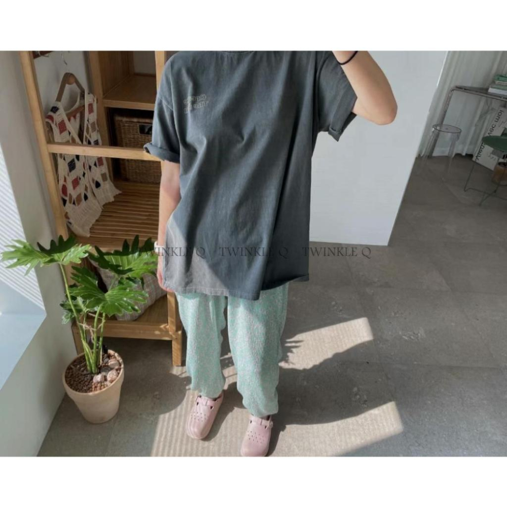 🎀Twinkle Q韓國代購(現貨+預購)南大門正韓🇰🇷 微笑荷包蛋 圖案 字母印花T恤 短袖上衣 韓國t恤 男女 中性-細節圖4