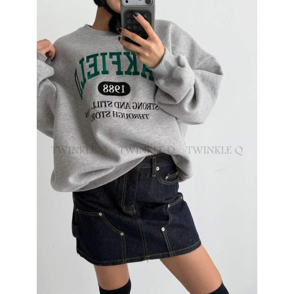 🎀TwinkleQ韓國代購BUY好物-預購✈️正韓🇰🇷 大學t 字母 刺繡 刷毛 長袖上衣 長t 寬鬆t恤 大學踢-細節圖2