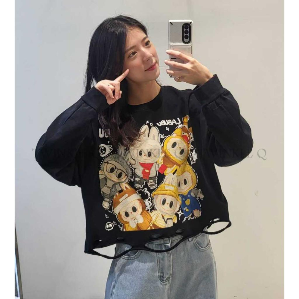 🎀TwinkleQ韓國代購BUY好物-預購✈️正韓🇰🇷 長袖上衣 拉布布 圖案 字母印花 割破 寬鬆 長袖t恤 長t-細節圖4