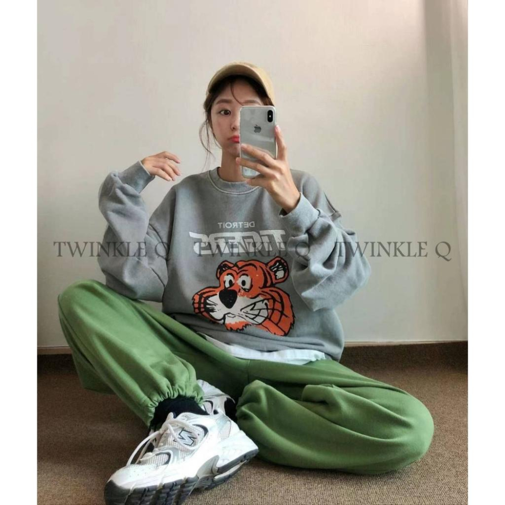 🎀 Twinkle Q 🎀-預購✈️正韓🇰🇷東大門 老虎 TIGERS 印花 水洗 大學Ｔ Ｔ恤 休閒 長袖 男女 中性-細節圖3