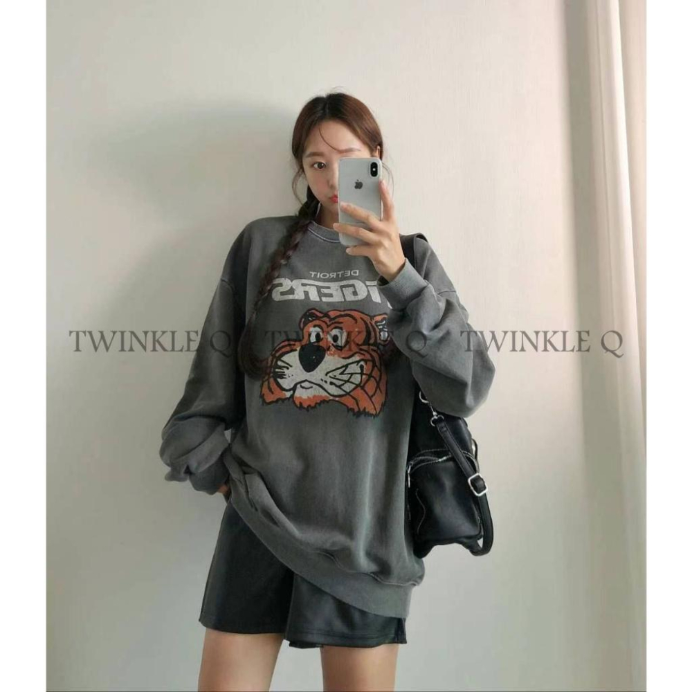 🎀 Twinkle Q 🎀-預購✈️正韓🇰🇷東大門 老虎 TIGERS 印花 水洗 大學Ｔ Ｔ恤 休閒 長袖 男女 中性-細節圖5