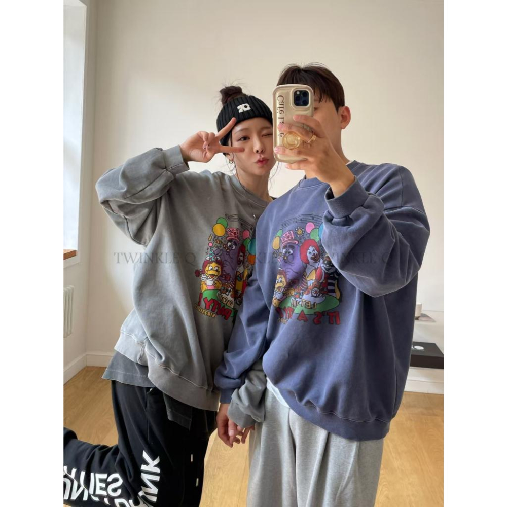 🎀TwinkleQ韓國代購BUY好物-預購✈️正韓🇰🇷 大學t 麥當當 派對 圖案印花 水洗t 寬鬆上衣 休閒 男女中性-細節圖3