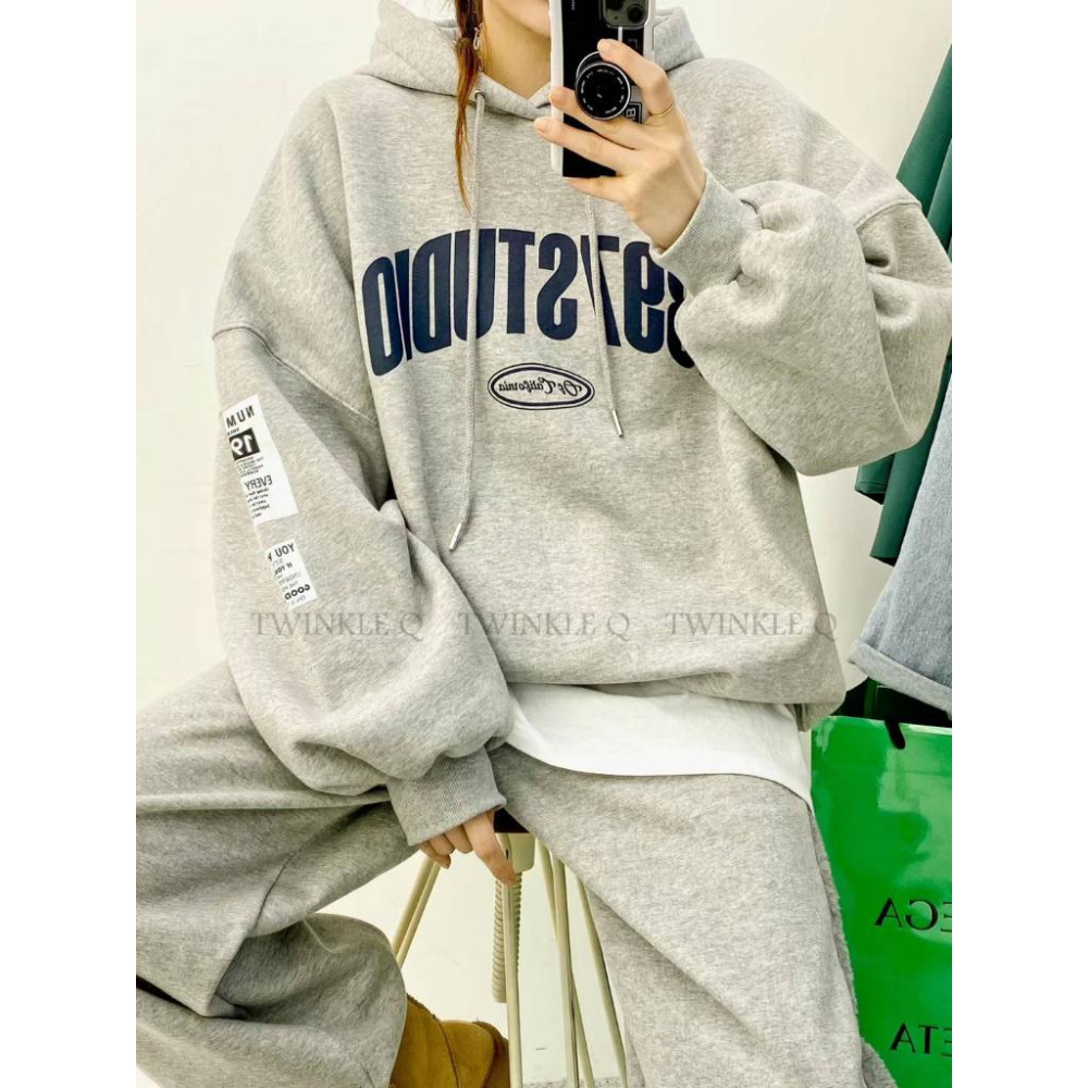 🎀 Twinkle Q韓國代購BUY好物-預購✈️正韓🇰🇷 連帽t恤 刷毛 印花 寬鬆t恤 連帽上衣 休閒上衣 帽t-細節圖6