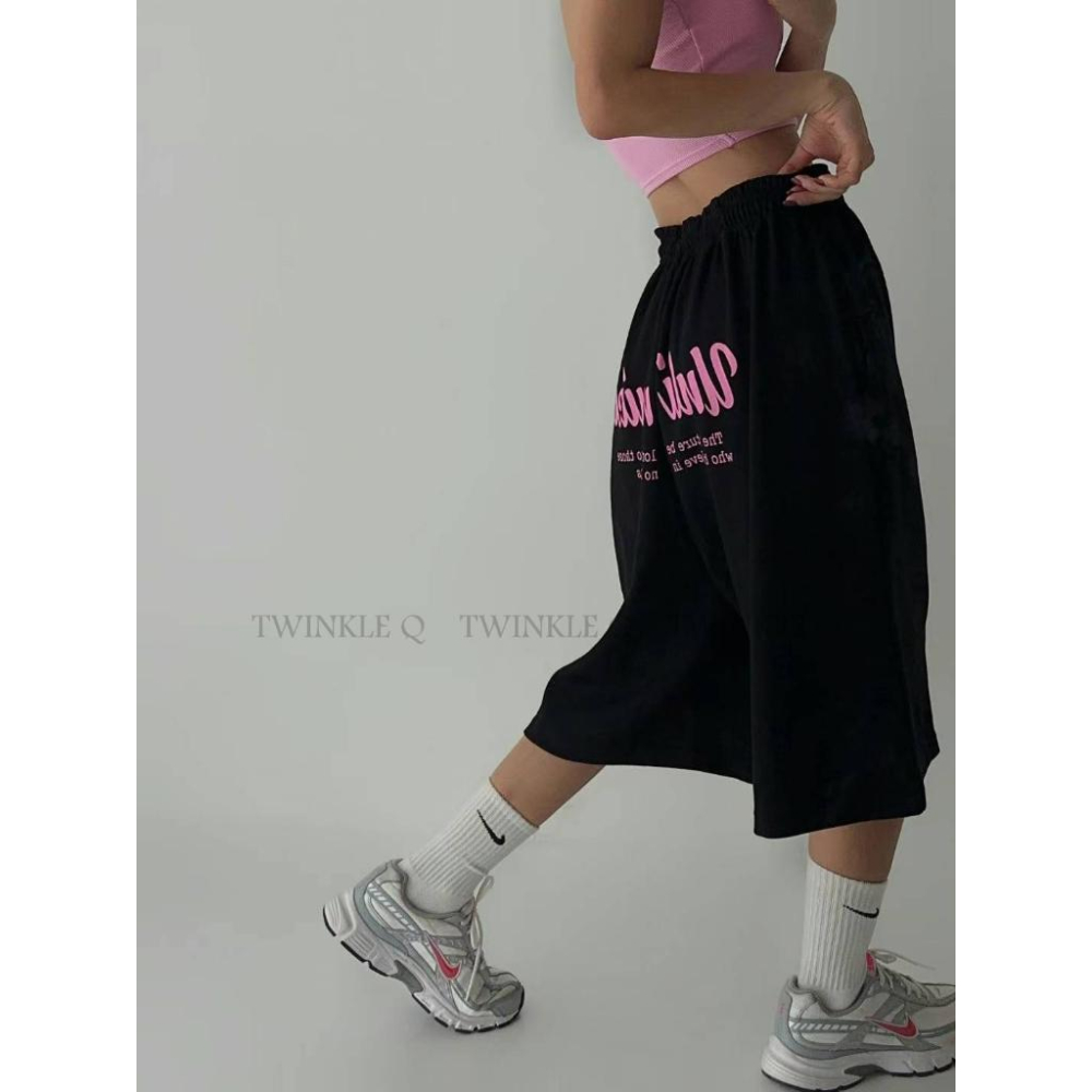 🎀TwinkleQ韓國代購BUY好物-預購✈️正韓🇰🇷 休閒短褲 字母 鬆緊 寬鬆 運動 短褲-細節圖6