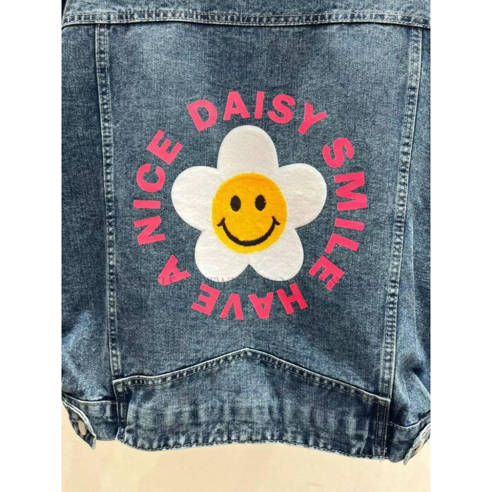 🎀 Twinkle Q韓國代購BUY好物-預購✈️正韓🇰🇷 牛仔外套 春款 笑臉 花朵 口袋 休閒外套 外套-細節圖3