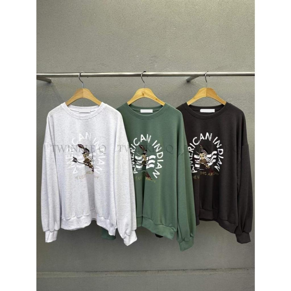 🎀TwinkleQ韓國代購BUY好物-預購✈️正韓🇰🇷 大學t 印第安 圖案印花 寬鬆版型衛衣 長袖上衣 長t 大學踢-細節圖9