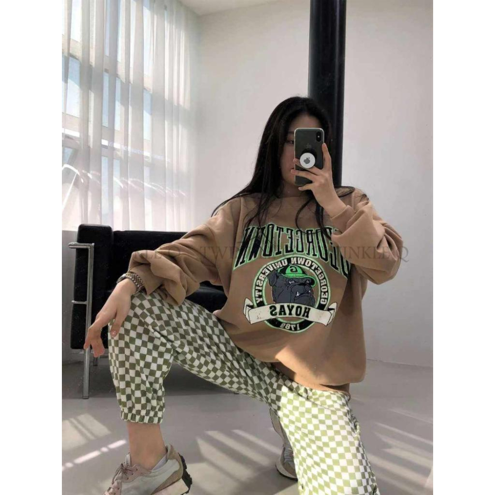 🎀TwinkleQ韓國代購BUY好物-預購✈️正韓🇰🇷 大學t 狗狗 字母印花 寬鬆版型 休閒上衣 長t 大學踢-細節圖6