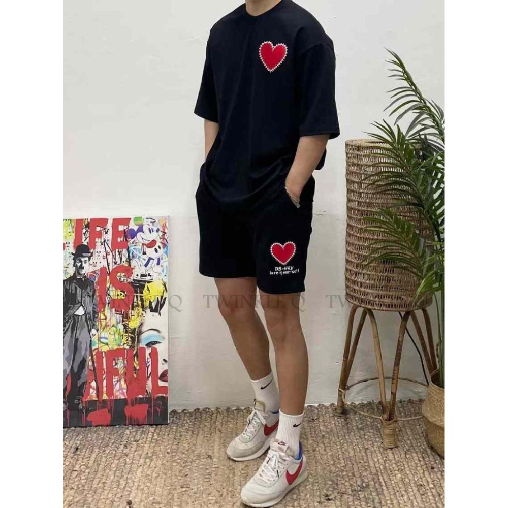🎀Twinkle Q韓國代購-預購✈️東大門🔥南大門正韓 休閒套裝 心形刺繡 短袖t恤 鬆緊 短褲 運動 套裝 中性-細節圖3