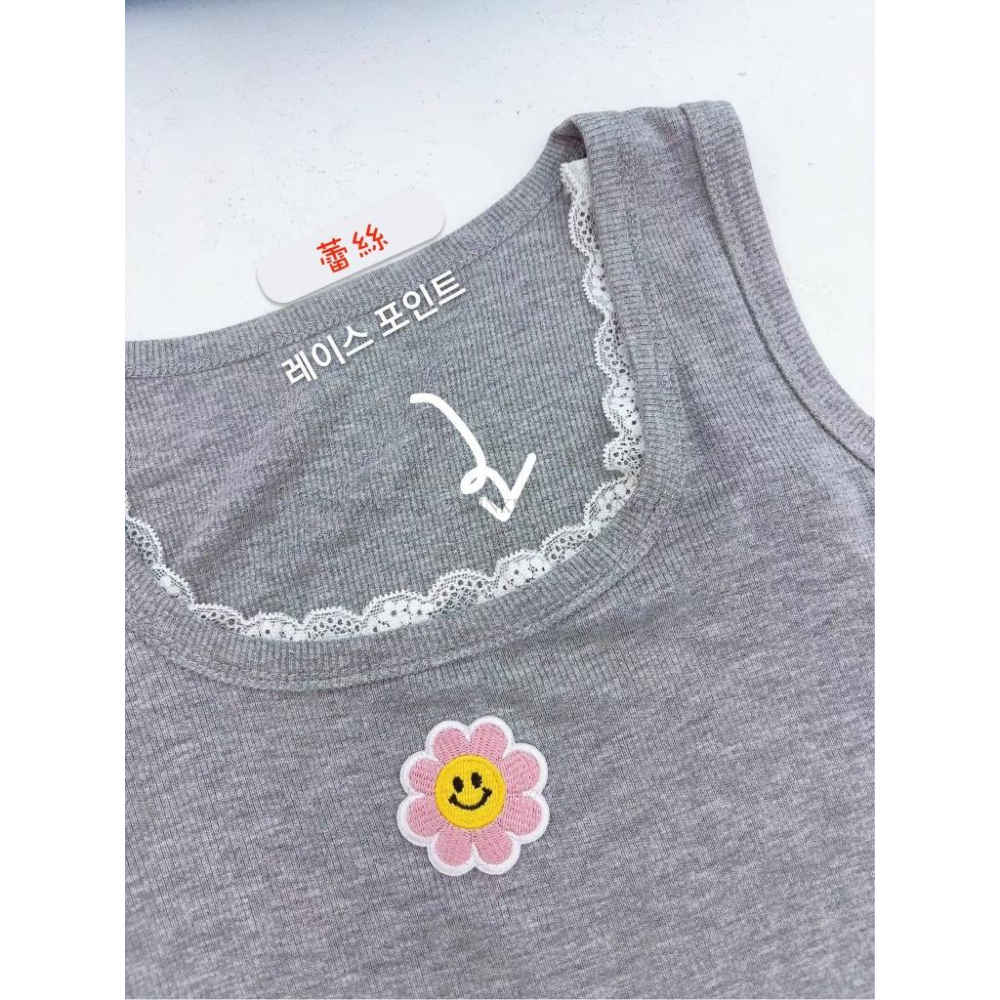 🎀TwinkleQ韓國代購BUY好物-預購✈️正韓🇰🇷 無袖背心 微笑花朵 蕾絲 無袖上衣 背心-細節圖6