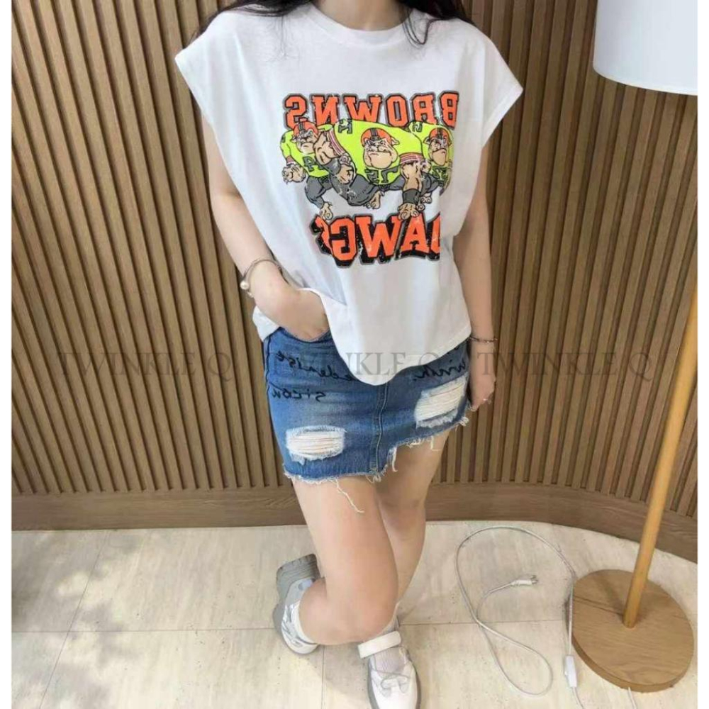 🎀TwinkleQ韓國代購BUY好物-預購✈️正韓🇰🇷 無袖背心 鬥牛犬 小飛袖 修飾肩膀線條 休閒上衣 無袖上衣 背心-細節圖3