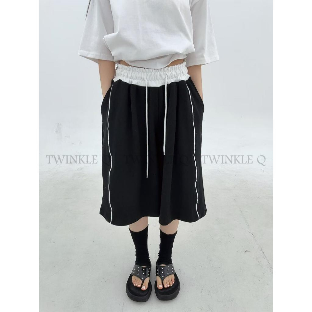 🎀TwinkleQ韓國代購BUY好物-預購✈️正韓🇰🇷 休閒短褲 素色 百搭 撞色 鬆緊 線條 居家 運動 短褲-細節圖3